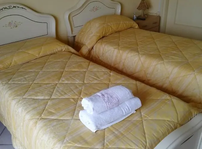 Alojamento de Acomodação e Pequeno-almoço Passo Del Falco 3*